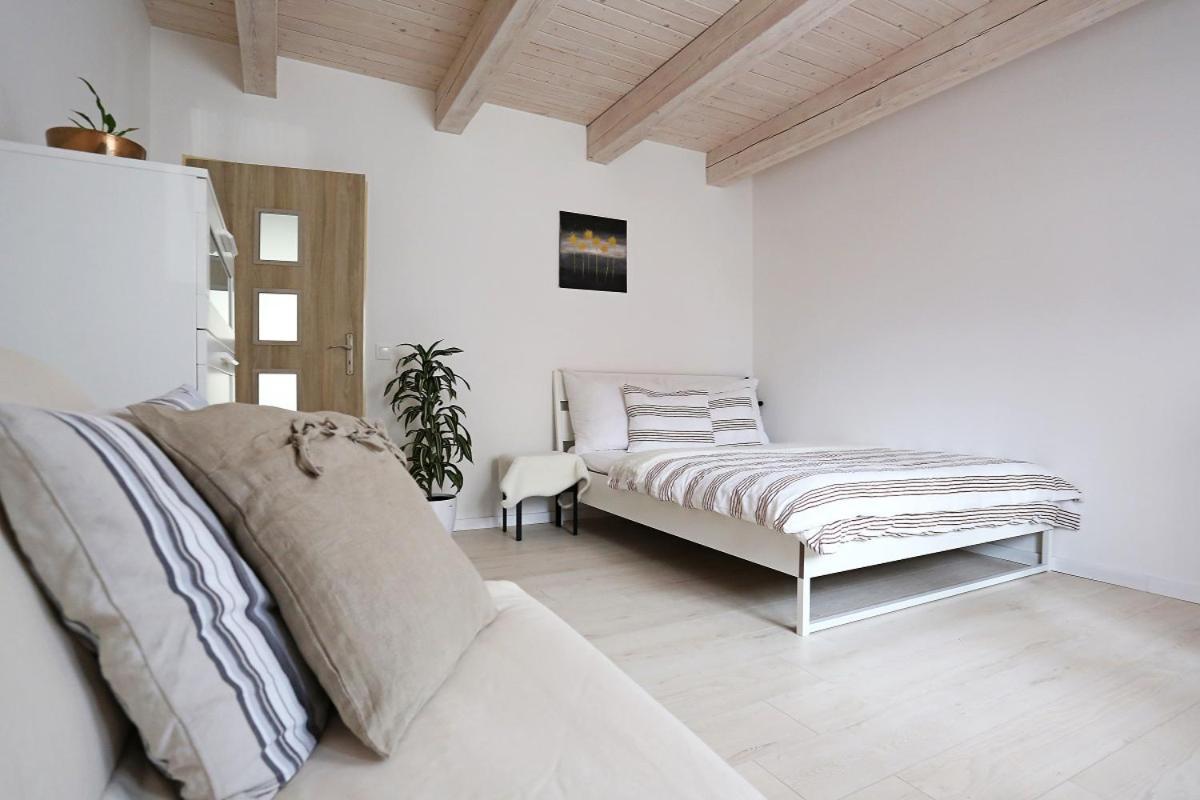 Husovka No135 Villa Libice nad Cidlinou Luaran gambar